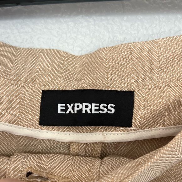 Express Tan Extreme High Rise Shorts Size 10 - Picture 4 of 5